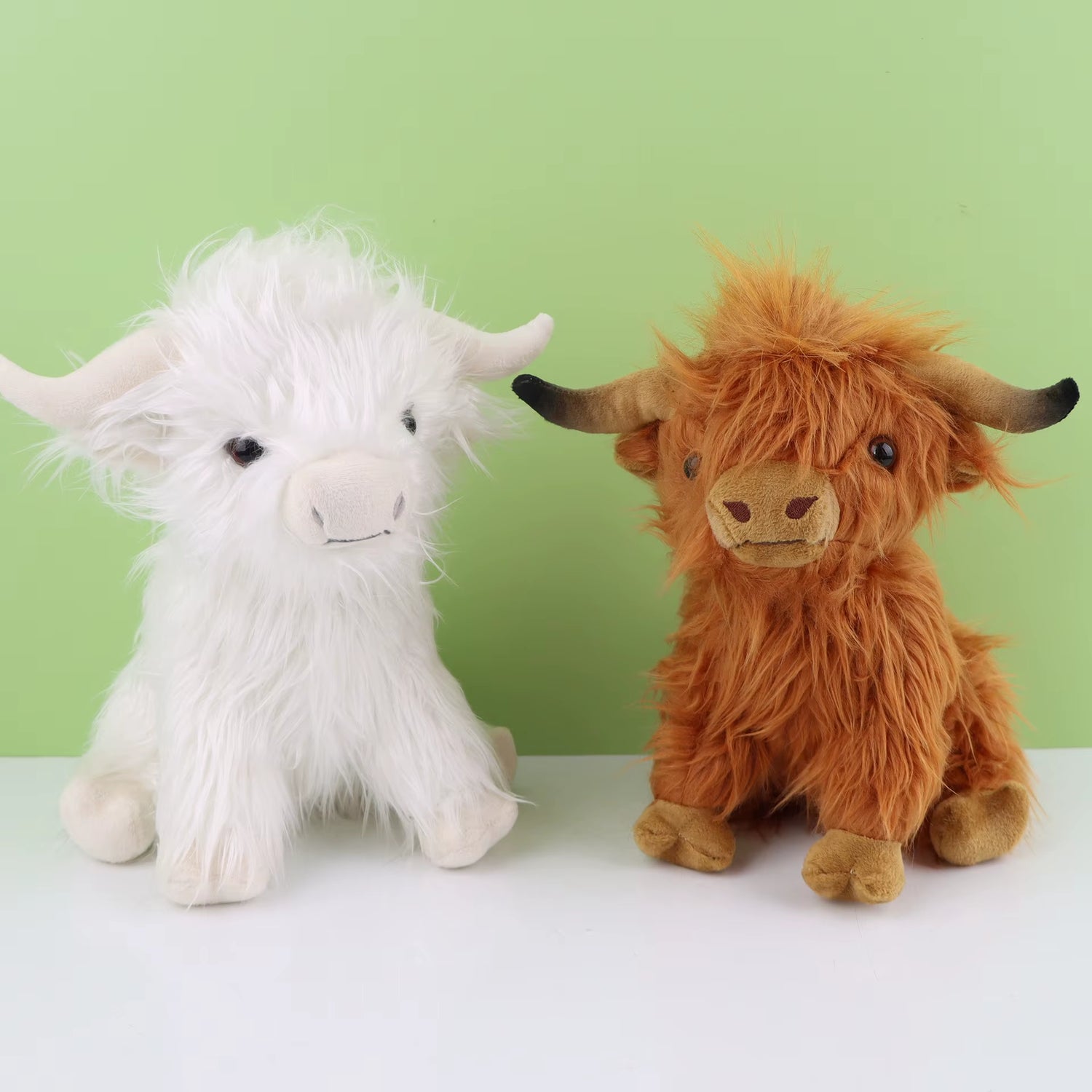 Highland Cow Plush Toy - Adorable Realistic Stuffed Animal with Long Fluffy Hair, Soft Cuddly Gift for Kids, Children &amp; Collecto